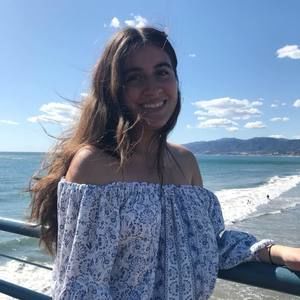 Meet your Posher, Francesca